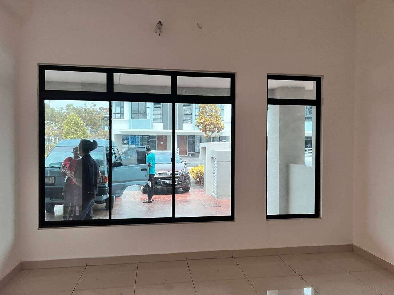 TINTED CERMIN TINGKAP MURAH RUMAH PEJABAT BANGUNAN SEGAMBUT