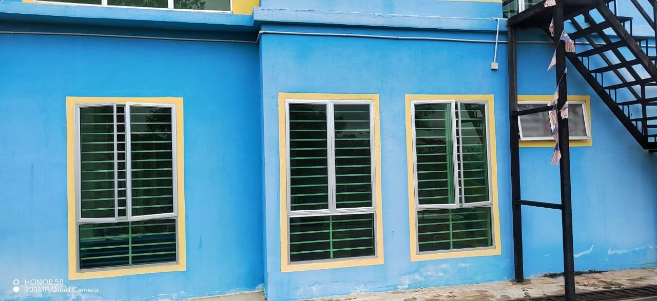 TINTED SEKOLAH MASJID KEDAI KILANG DESA SETAPAK