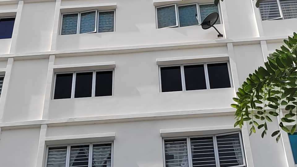 39761dc6-cff7-4cb5-8879-491268274a90 | TINTED PEJABAT RUMAH KOMERSIAL KUALA LUMPUR TINTED RUMAH PEJABAT BANGUNAN MANJALELA
