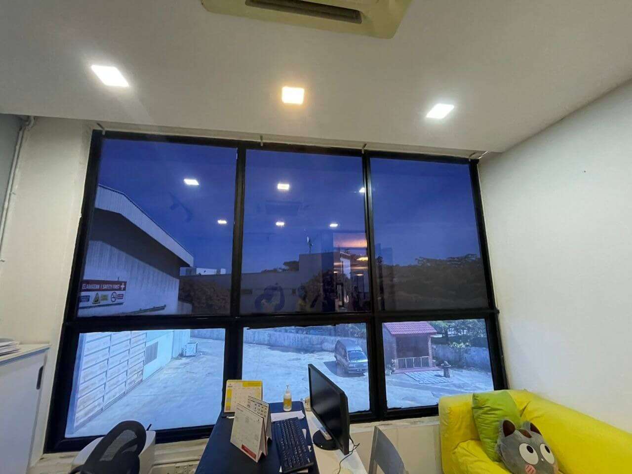 TINTED CERMIN TINGKAP MURAH RUMAH PEJABAT BANGUNAN BUKIT JALIL