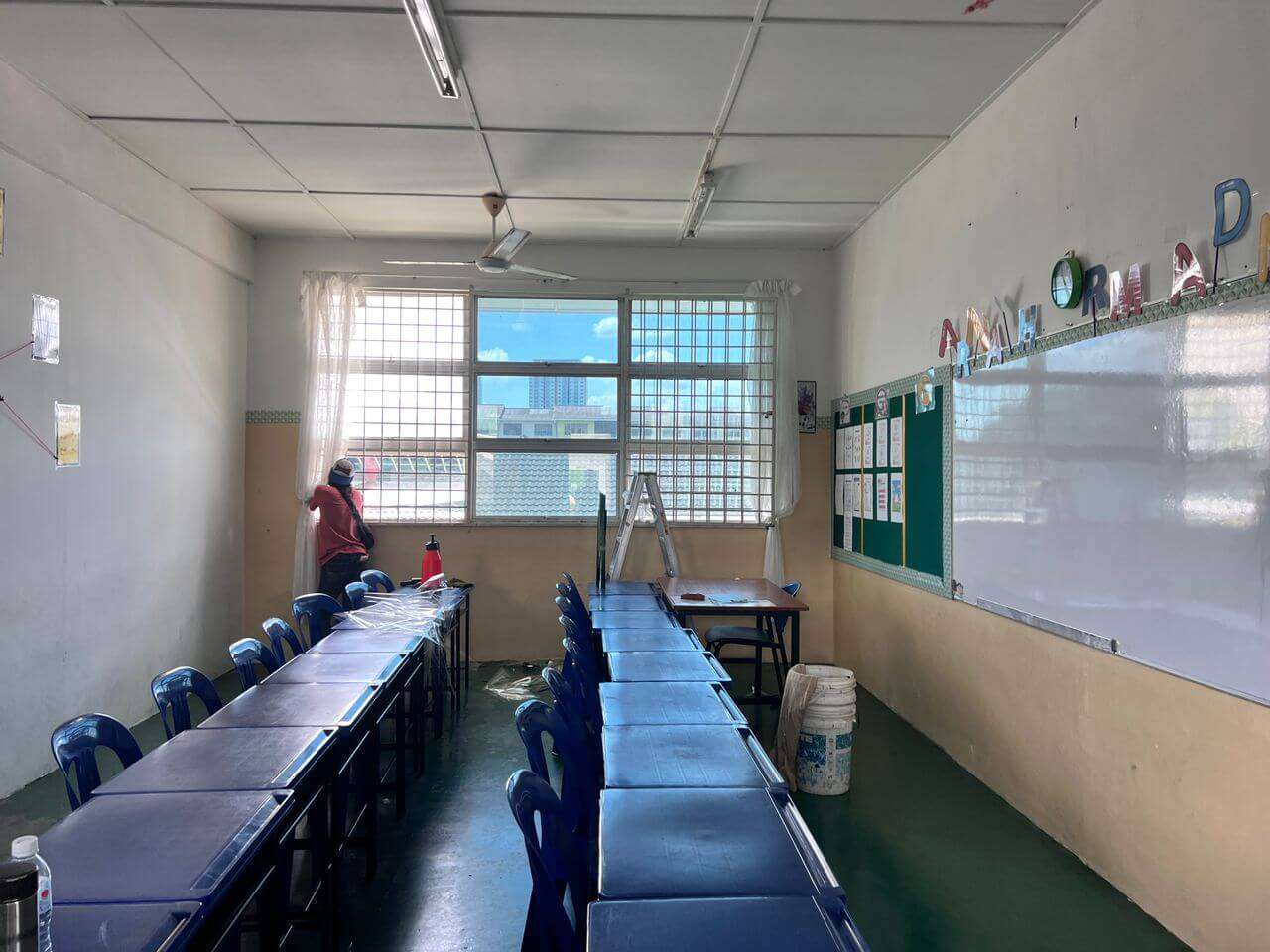 TINTED CERMIN TINGKAP MURAH SEKOLAH MASJID KEDAI COUNTRY HEIGHTS