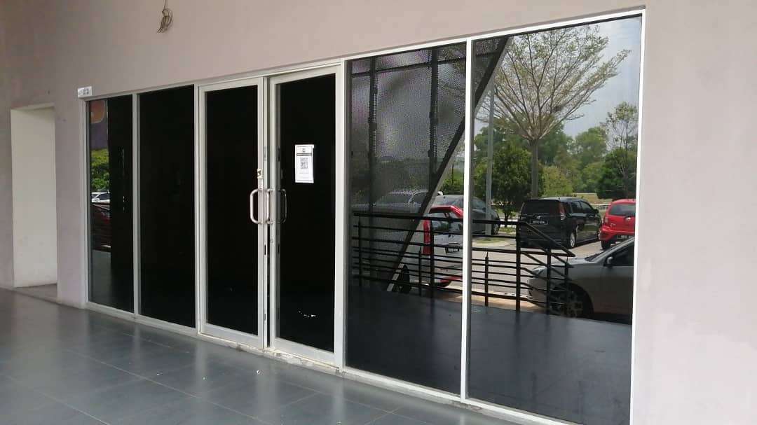 TINTED SEKOLAH MASJID KEDAI KILANG JALAN CHOW KIT