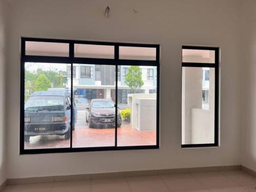 TINTED GELAP RUMAH PEJABAT KOMERSIAL SECTION 10 WANGSA MAJU
